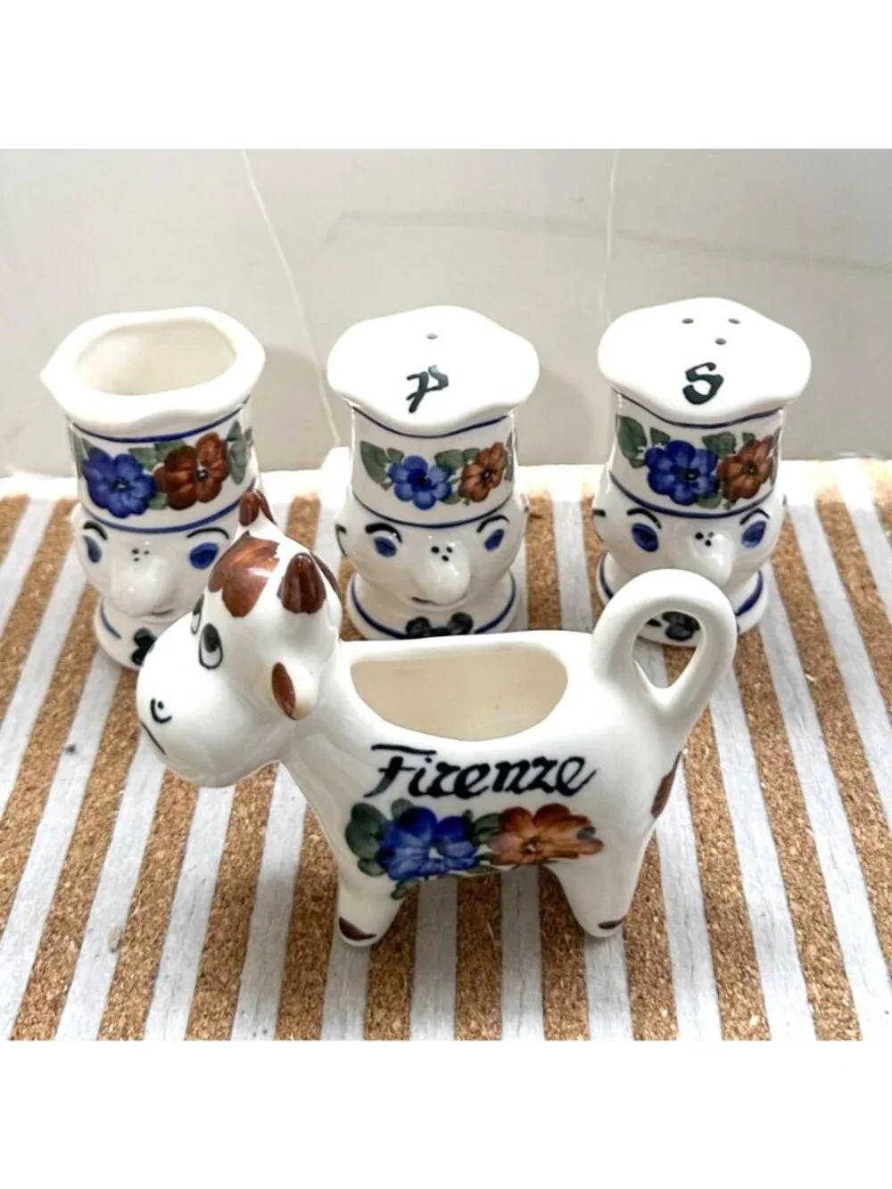 Vintage Italian Pottery Set Firenze Cow Creamer Salt Pepper Shakers Hand Painted